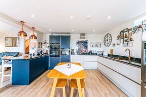 Photo 24- click for photo gallery